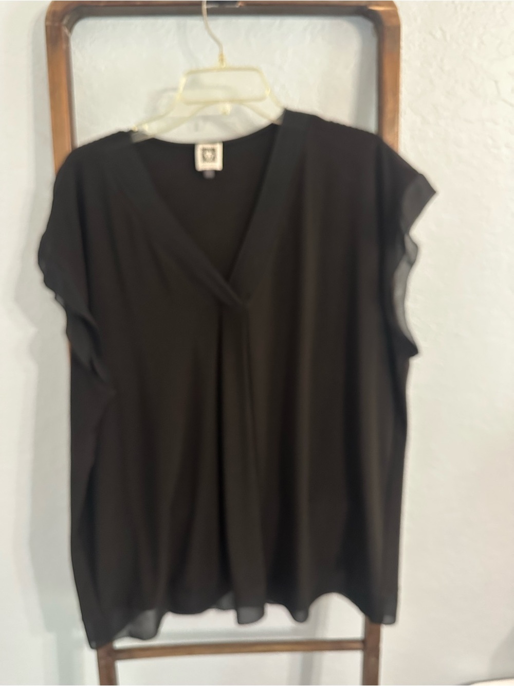 Anne Klein Black V-Neck Cap Sleeve Blouse